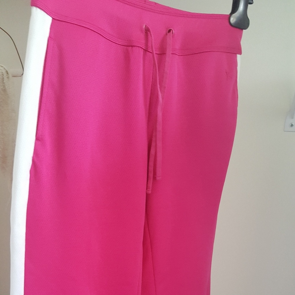 Danskin yoga, running, jogging, Capri pants